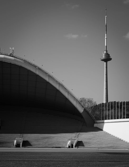 Bridge%20in%20Monochrome
